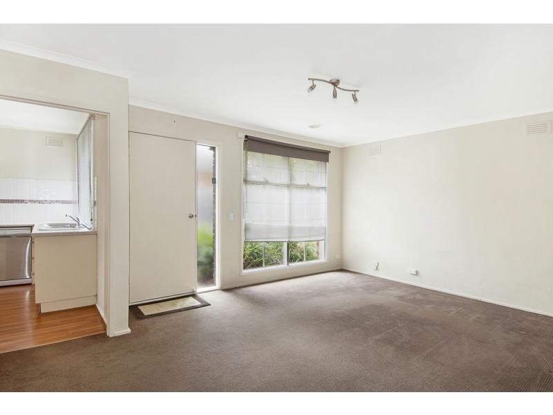 2/39 Highview Road, Frankston VIC 3199