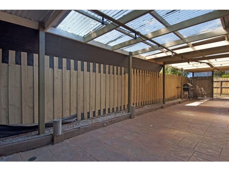 4B Ropley Grange, Frankston VIC 3199