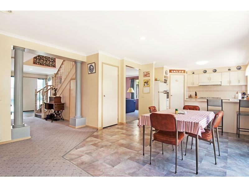 22 Raleon Avenue, Frankston South VIC 3199