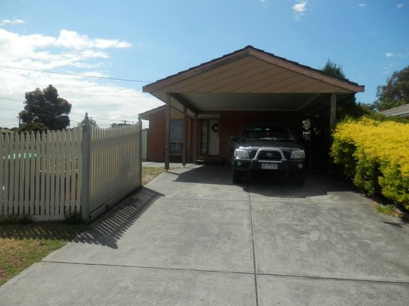 18 Chatterley Court, Frankston VIC 3199