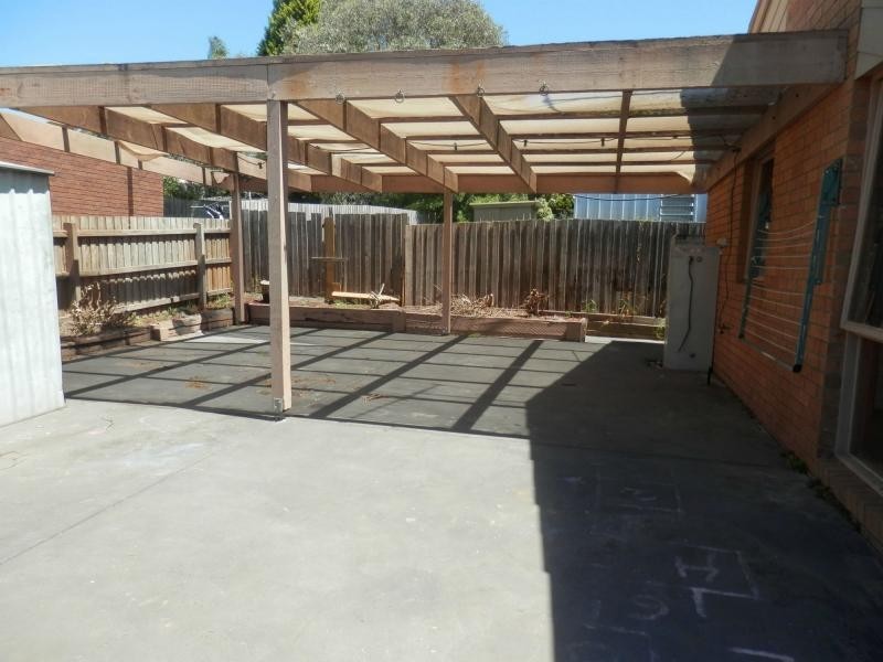 18 Chatterley Court, Frankston VIC 3199