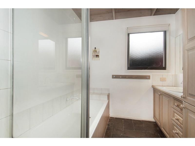 5 Malura Place, Frankston VIC 3199