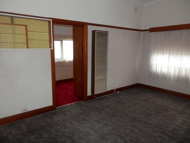 38 Sixth Street, Parkdale VIC 3195