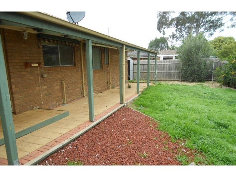 42 Sassafras Drive, Frankston VIC 3199