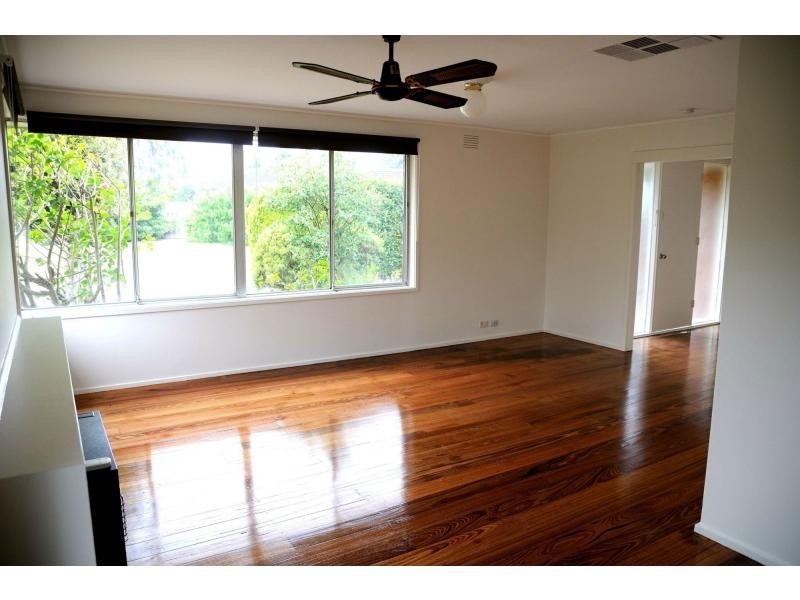 148 Karingal Drive, Frankston VIC 3199