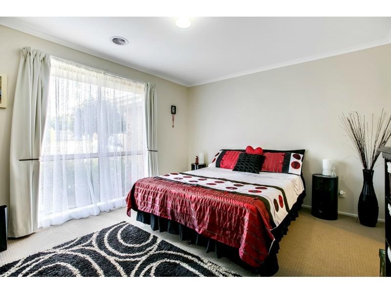 7 Marshall Close, Carrum Downs VIC 3201