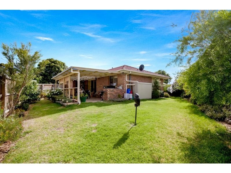 7 Marshall Close, Carrum Downs VIC 3201