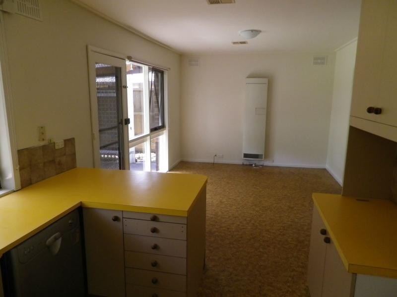 1 Logan Street, Frankston VIC 3199