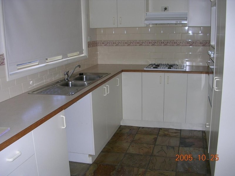 24 Hilltop Mews, Frankston VIC 3199