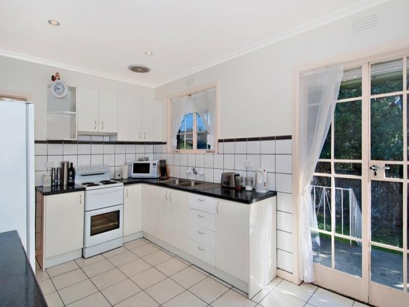 11 Mincha Street, Frankston VIC 3199