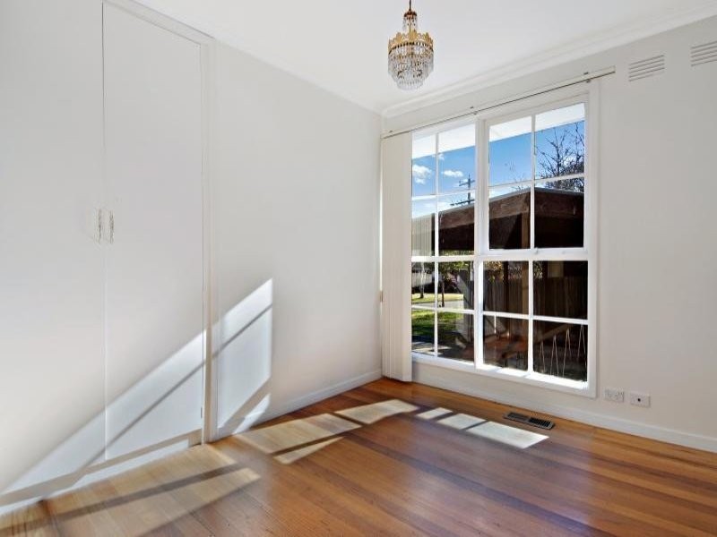 60 Windella Crescent, Glen Waverley VIC 3150