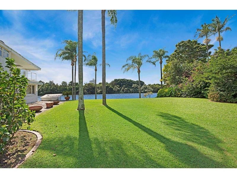 Carrara QLD 4211