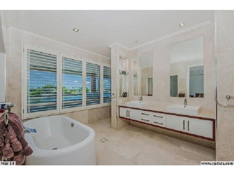 26 Kookabura Court, Sorrento QLD 4217