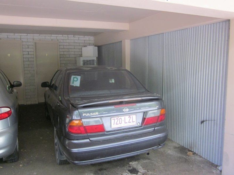 28 MARINE Parade, Southport QLD 4215