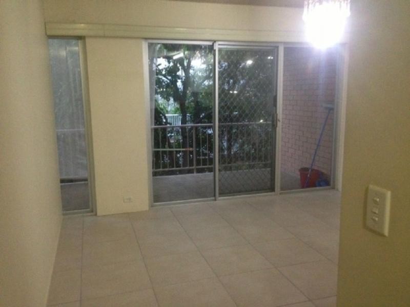 28 MARINE Parade, Southport QLD 4215