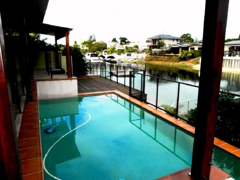 Broadbeach Waters QLD 4218