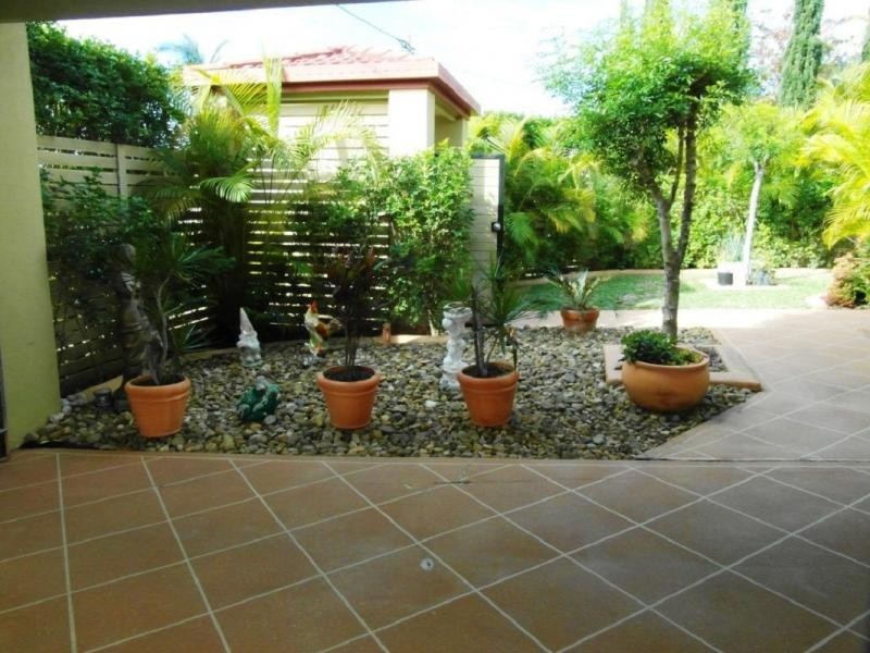 Broadbeach Waters QLD 4218