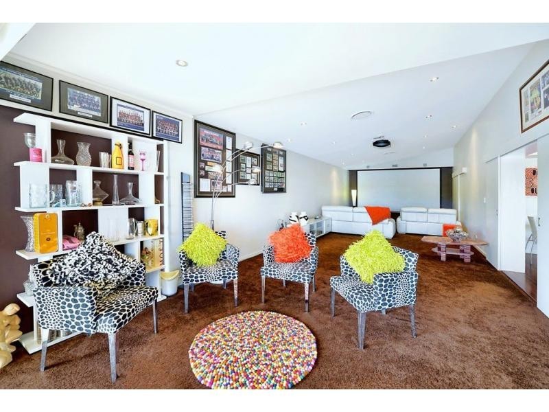 Broadbeach Waters QLD 4218