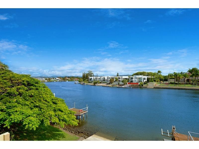 Broadbeach Waters QLD 4218