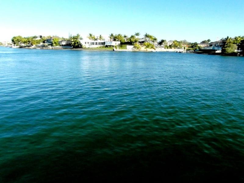 305 Monaco Street, Broadbeach Waters QLD 4218