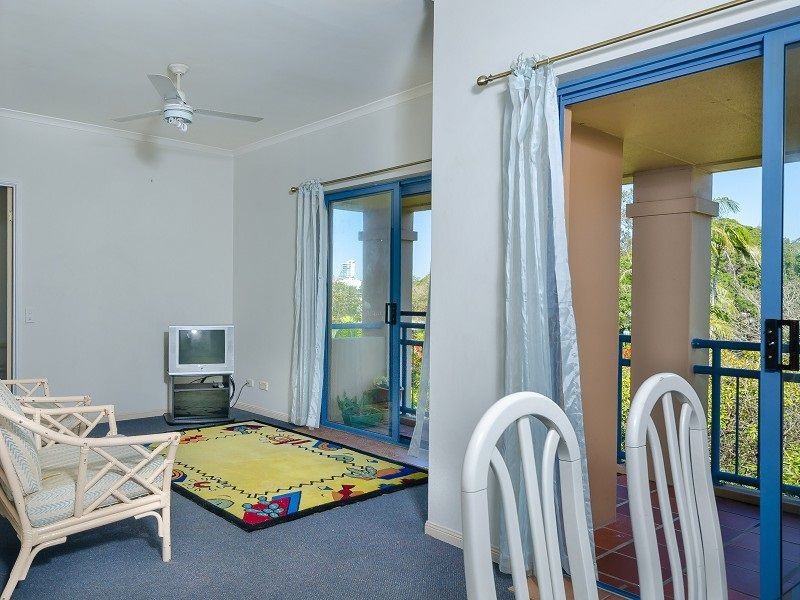 Unit 16/4 Monte Carlo Avenue, Surfers Paradise QLD 4217