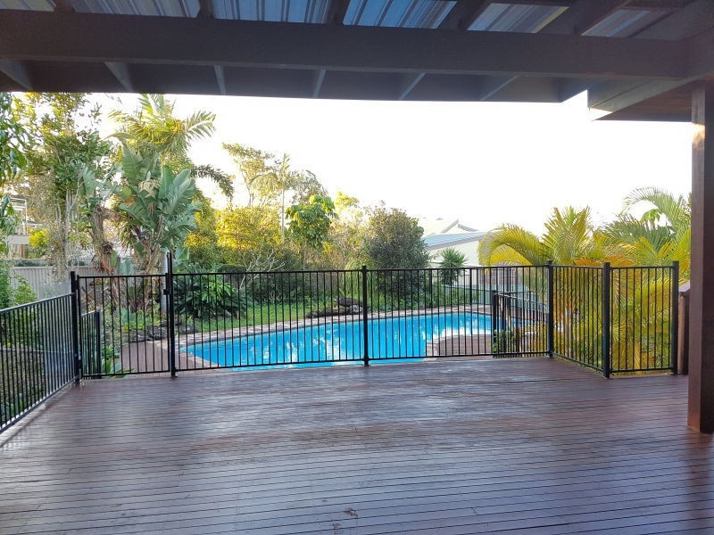 207 Heeb Street, Benowa QLD 4217