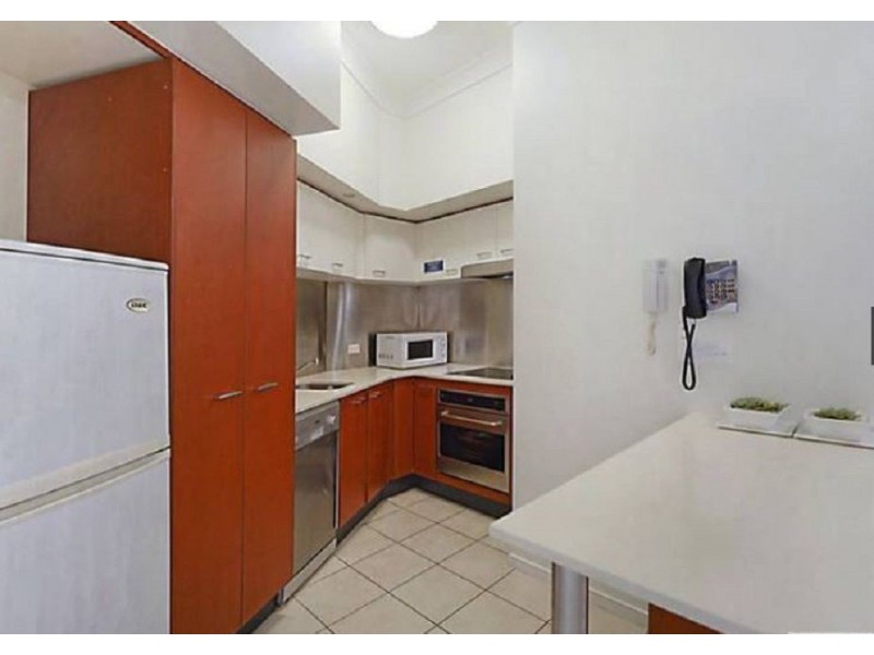 23 Ferny Avenue, Surfers Paradise QLD 4217