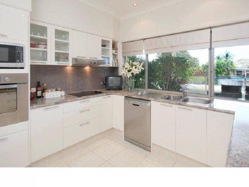 Broadbeach Waters QLD 4218