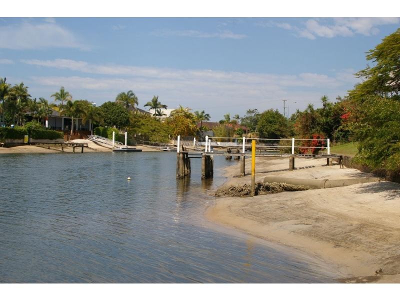 77 Salerno Street, Surfers Paradise QLD 4217