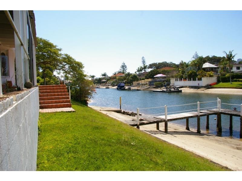 77 Salerno Street, Surfers Paradise QLD 4217