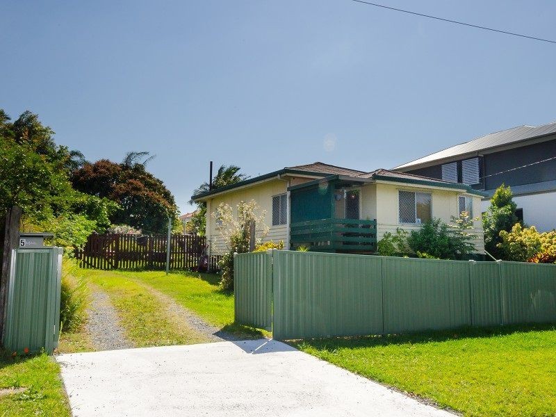 5-7 Shillito Street, Southport QLD 4215