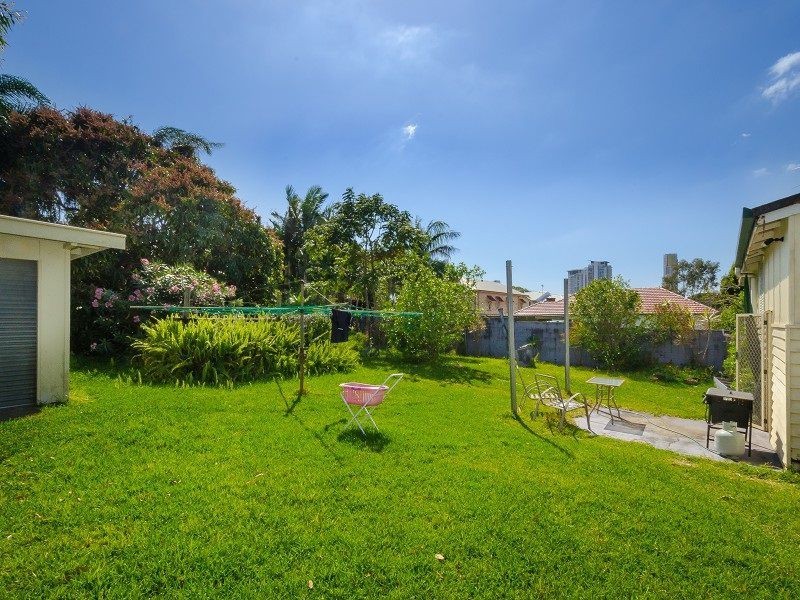 5-7 Shillito Street, Southport QLD 4215