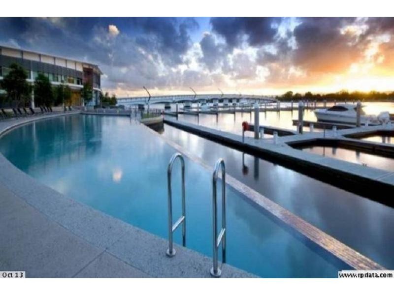 Paradise Point QLD 4216