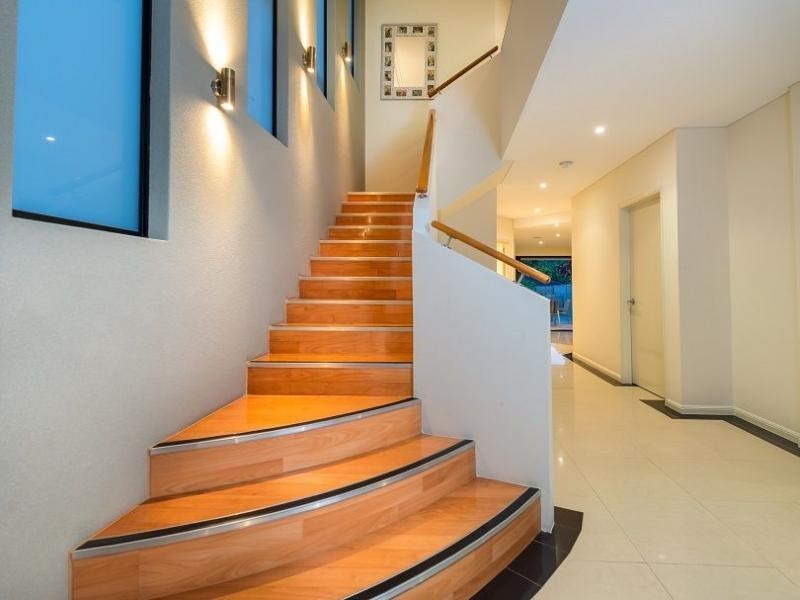 12 Shillito Street, Southport QLD 4215