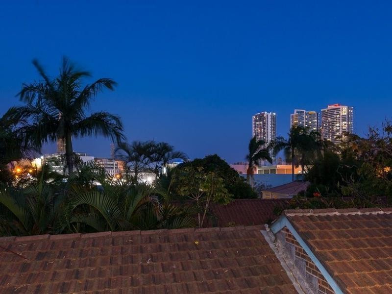 12 Shillito Street, Southport QLD 4215