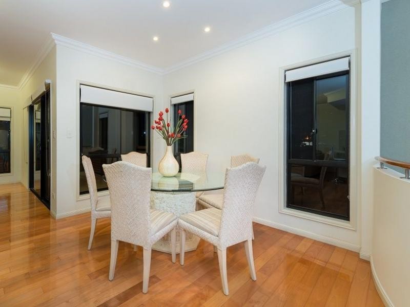 12 Shillito Street, Southport QLD 4215