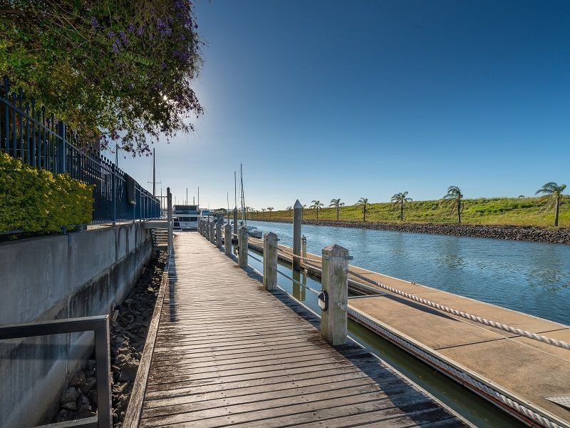 L94 John Lund Drive, Hope Island QLD 4212