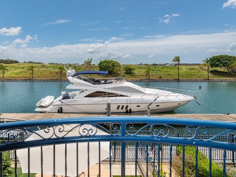 96 John Lund Drive, Hope Island QLD 4212