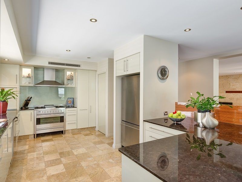 L5 Greer Terrace, Southport QLD 4215