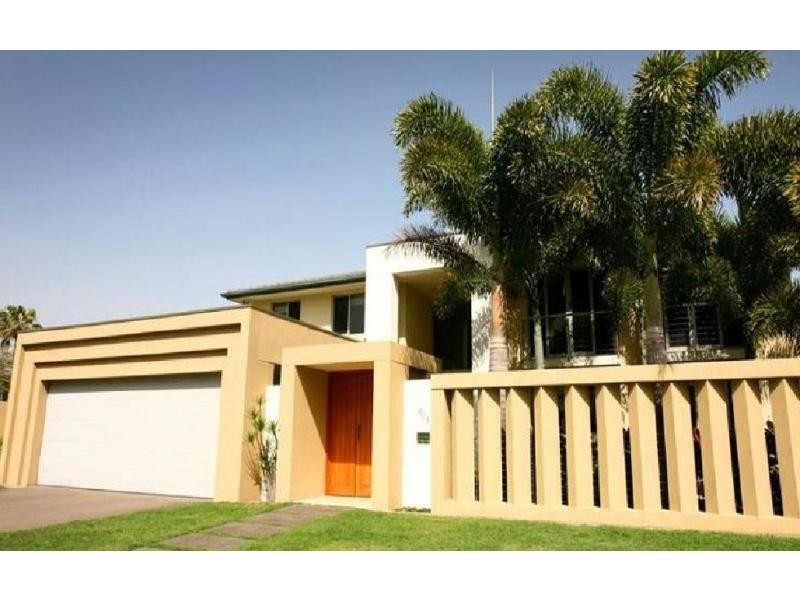 6 Biggs Place, Southport QLD 4215