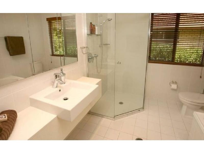 6 Biggs Place, Southport QLD 4215