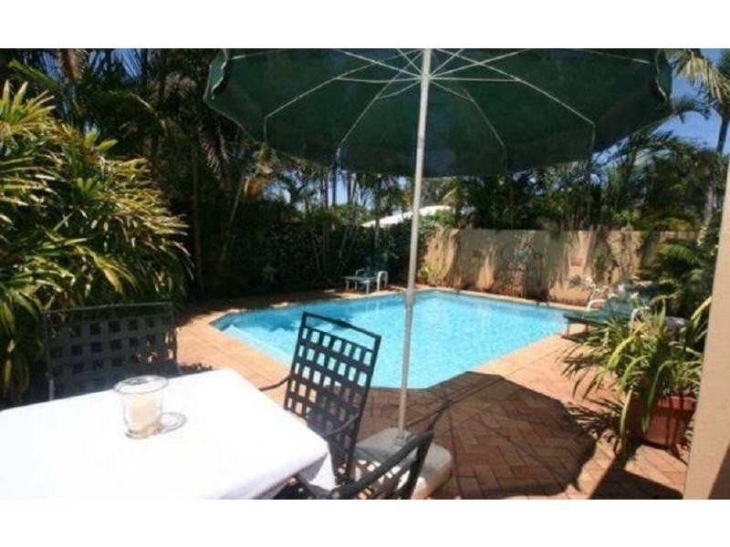 Broadbeach Waters QLD 4218