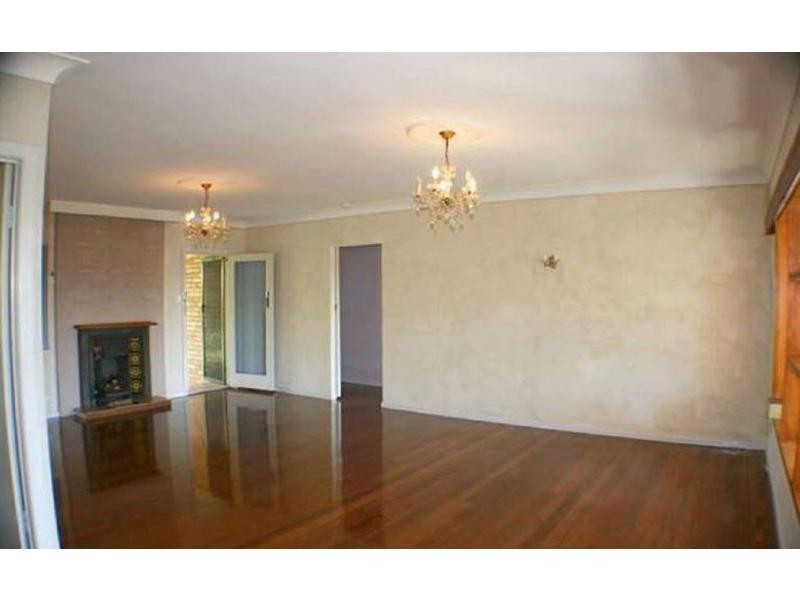 58 Hollywell Road, Biggera Waters QLD 4216