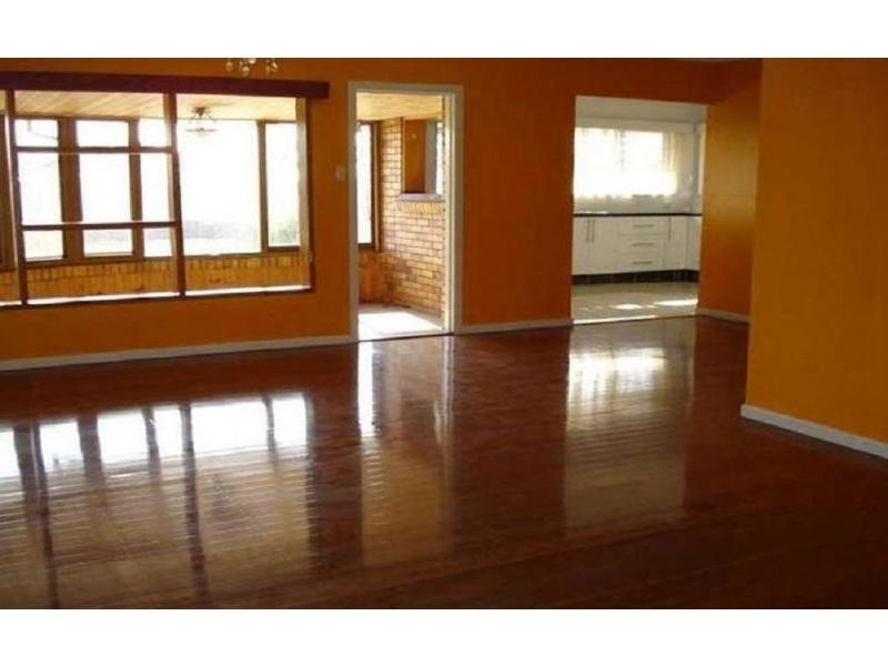 58 Hollywell Road, Biggera Waters QLD 4216