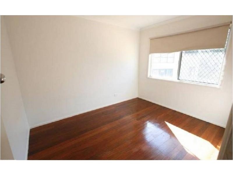 Chevron Island QLD 4217