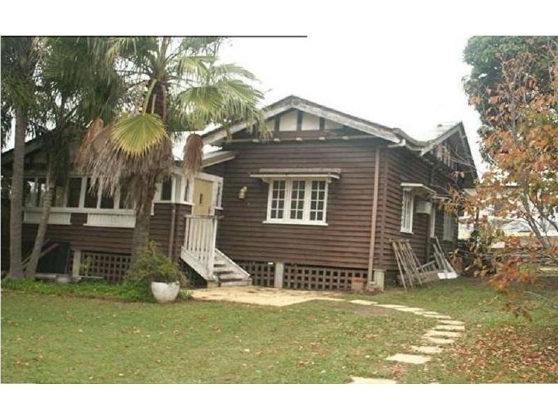 28 Minnie Street, Southport QLD 4215