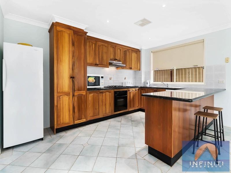 3 Burragate Crescent, Prestons NSW 2170