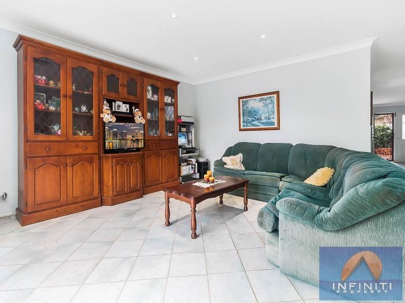 3 Burragate Crescent, Prestons NSW 2170