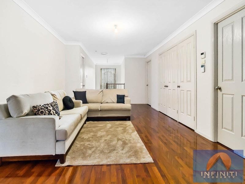 31 Watling Avenue, West Hoxton NSW 2171