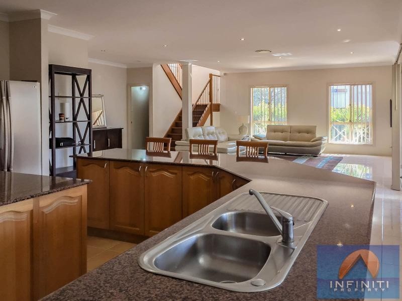 31 Watling Avenue, West Hoxton NSW 2171